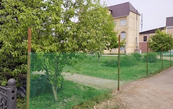 В Бузулуке в Троицком парке воры-вандалы разбили плитку и украли оборудование
