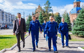 Заместитель Генерального прокурора РФ поблагодарил ректора ОГУ за подготовку высококвалифицированных специалистов