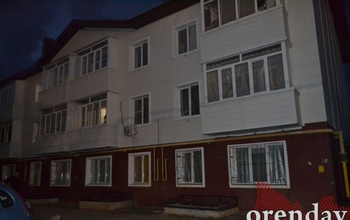 Подрядчик кинул сирот с переделкой их злополучного дома в Оренбурге