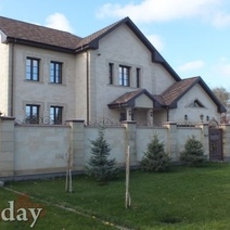 Рассмотрение дела по дому семьи экс-министра образования Оренбуржья затягивается