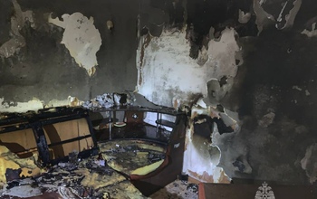 В Орске горела пятиэтажка: спасли десять человек, один из которых получил ожоги