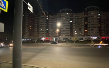 В Оренбурге на пешеходном переходе ВАЗ сбил девушку