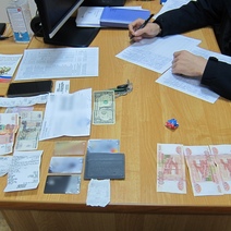 В Оренбургской области сразу двое уроженцев Средней Азии попались на взятках полиции