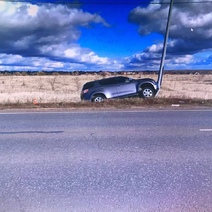 В Оренбурге на Загородном шоссе водитель Chevrolet врезался в столб