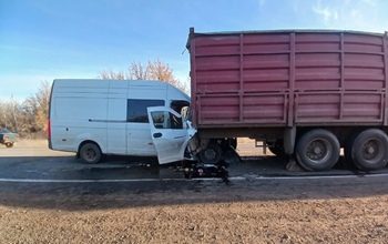 В Оренбурге в ДТП пострадала целая семья