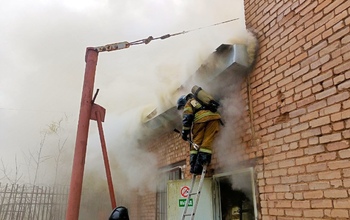 В Оренбурге на улице Набережной горела котельная
