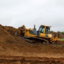Пока эксперт «ОНФ» критиковала закупку, ее же фирма подрядилась ее исполнить