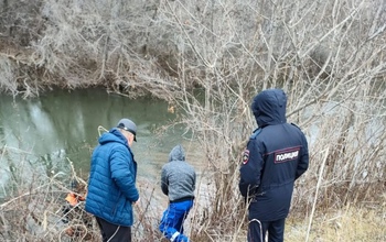 В Оренбургской области спасатели извлекли из реки тело мужчины (18+)