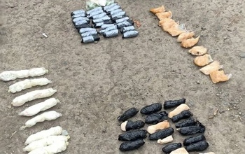 В Оренбурге задержан оптовый курьер с 4 кг синтетических наркотиков