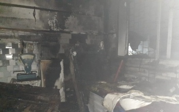 В Сорочинске сгорел торговый павильон