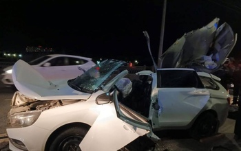 В Оренбурге на ул. Донгузской в страшном ДТП погибли два человека (18+)
