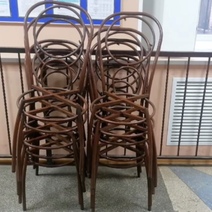 Остап Бендер заплакал в сторонке: в Оренбурге разыгралась драма с 10 стульями