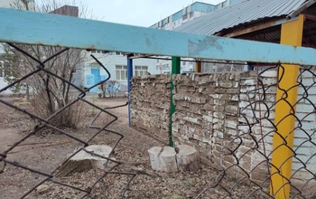 Другим помогаем, а свои детсады как после бомбежки