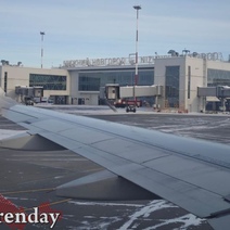 Из-за сильного снегопада в столице борт 