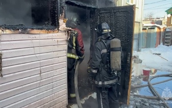 Сушил одежду на обогревателе: в Оренбурге на пожаре погиб мужчина (18+)