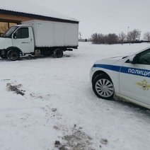 Под Оренбургом ГАЗель задним ходом сбила троих пешеходов, погиб семилетний ребенок (18+)