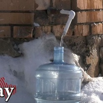 Негоже чужую водицу пить: бузулучанам ограничивают доступ к роднику