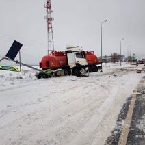 Перекрыт участок трассы: в Тоцком районе столкнулись два бензовоза