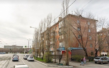 В Новотроицке мужчина пустил газ в съемном жилье и поджег квартиру