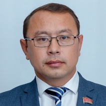 СКАЗАНО: Нурлан Мунжасаров о заработной плате учителям и школах в Оренбуржье