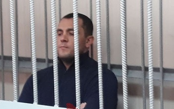 Обвиняемый по делу о крупном хищении нефти Виктор Фролов отправился на СВО