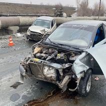 В Новотроицке дорогу не поделили сразу три автомобиля