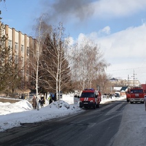В Орске из здания МВД вырываются клубы черного дыма