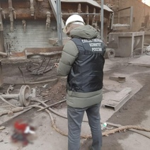 В Новотроицке на предприятии во время уборки территории погиб рабочий (18+)