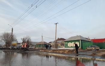 С оренбургских остановок можно не только уехать, но и уплыть