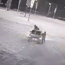 Домушнику, прокатившему полицейского на капоте авто, грозит до 10 лет колонии