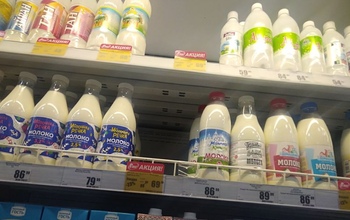 Фантомное предприятие из Октябрьского района поило всю страну молоком
