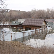 Ирикла увеличивает сброс воды: Орск тонет все больше