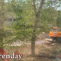 В Оренбурге из земли забил фонтан, затопив территорию детсада