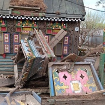 Паводок в Оренбурге не пожалел и сказочный домик в Дубках