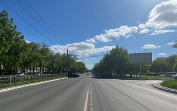 В Оренбурге после ДТП загорелся автомобиль, пострадали один из водителей и девушка-подросток