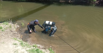 В Абдулино водолазы подняли со дна реки тело пропавшего ранее мужчины (18+)