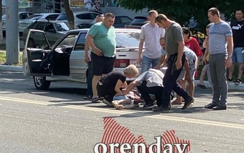 В Оренбурге под колеса авто попала 9-летняя девочка