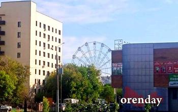 Запуск колеса обозрения в Оренпарке назначен на начало июля 