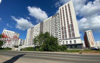 Беги, мать, беги: в Оренбурге на улице Автомобилистов третий год не могут поставить пешеходный переход