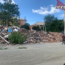 В Медногорске целая улица превратилась в свалку строительного мусора