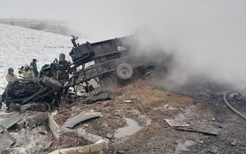 Оторвалась кабина: Два человека погибли в жутком ДТП под Соль-Илецком (18+)