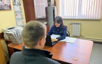 В Оренбурге мужчина избил и порезал ножом незнакомца (18+)