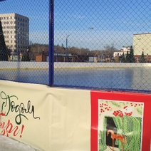 Новогодний городок в Оренбурге частично демонтируют, но красоту оставят до 20 января