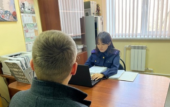 За попытку убить незнакомца у подъезда жилого дома оренбуржец предстанет перед судом