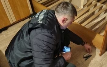 В Орске 18-летняя девушка, убившая ножом-бабочкой своего возлюбленного, предстанет перед судом (18+)