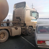 В Бузулукском районе в ДТП с грузовым авто пострадал 49-летний мужчина