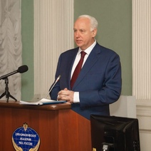 Одна собака держит в страхе микрорайон Орска – Бастрыкин требует разобраться 