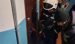 В Оренбурге в запертой квартире пенсионерке потребовалась помощь