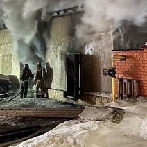 В Оренбурге на Бульваре Юности горел частный дом