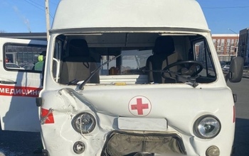 В скорой, которая попала в ДТП в Оренбургском районе, рожала пациентка